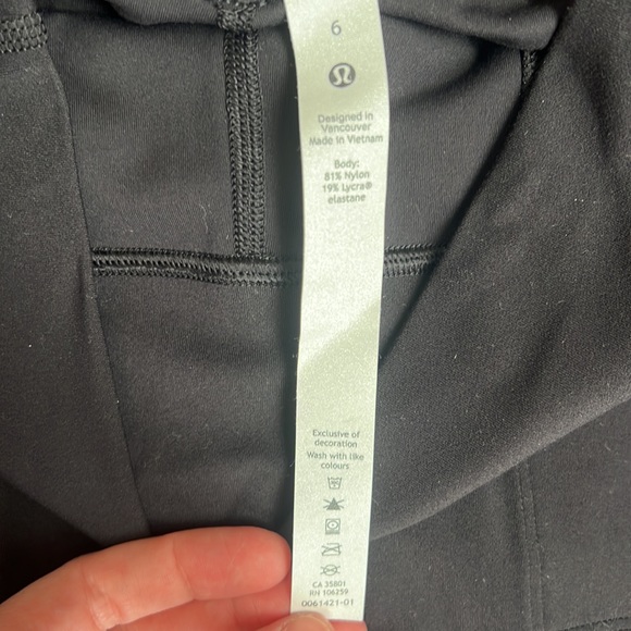 Lululemon Align high rise jogger full length in black - Picture 3 of 5